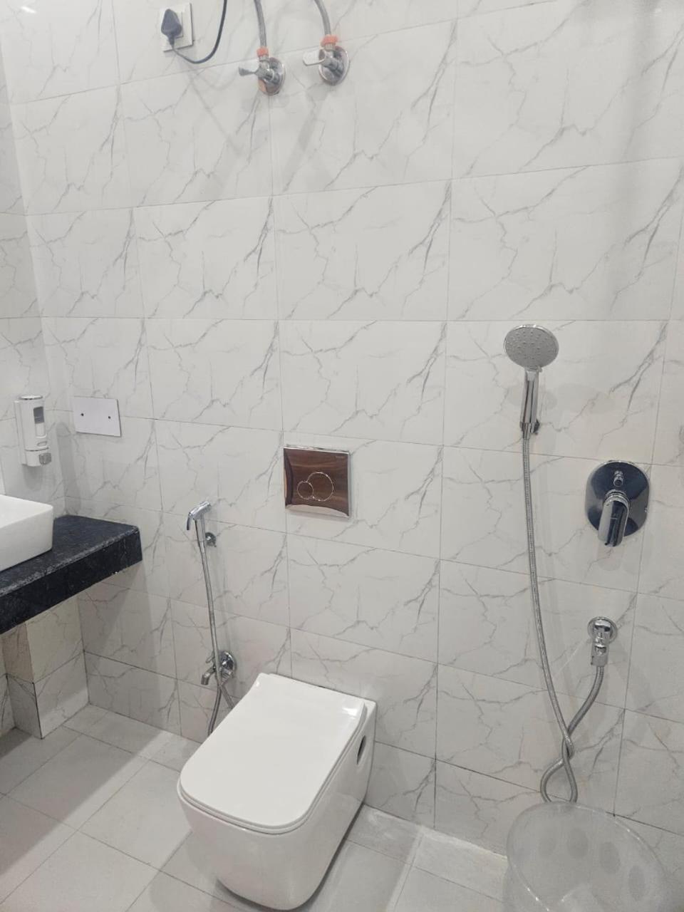 Ashirwaad 249 Bed & Breakfast Грейтър Нойда Екстериор снимка